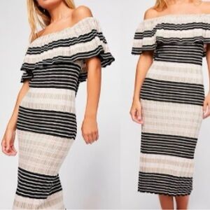 Free People Off Duty
Knit Midi Dress Size
XS NWOT
